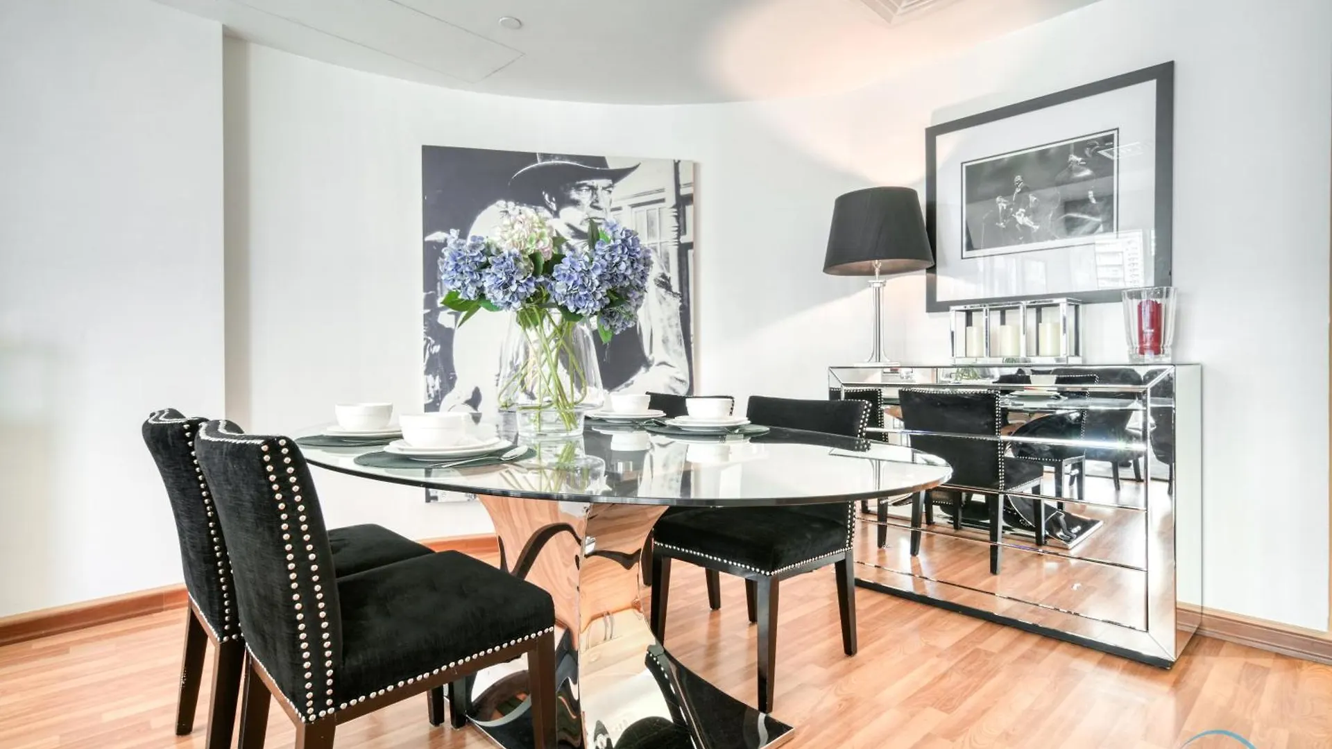 Contemporary 1Br At Marina Terrace Tower Dubai Marina By Deluxe Holiday Homes 아파트