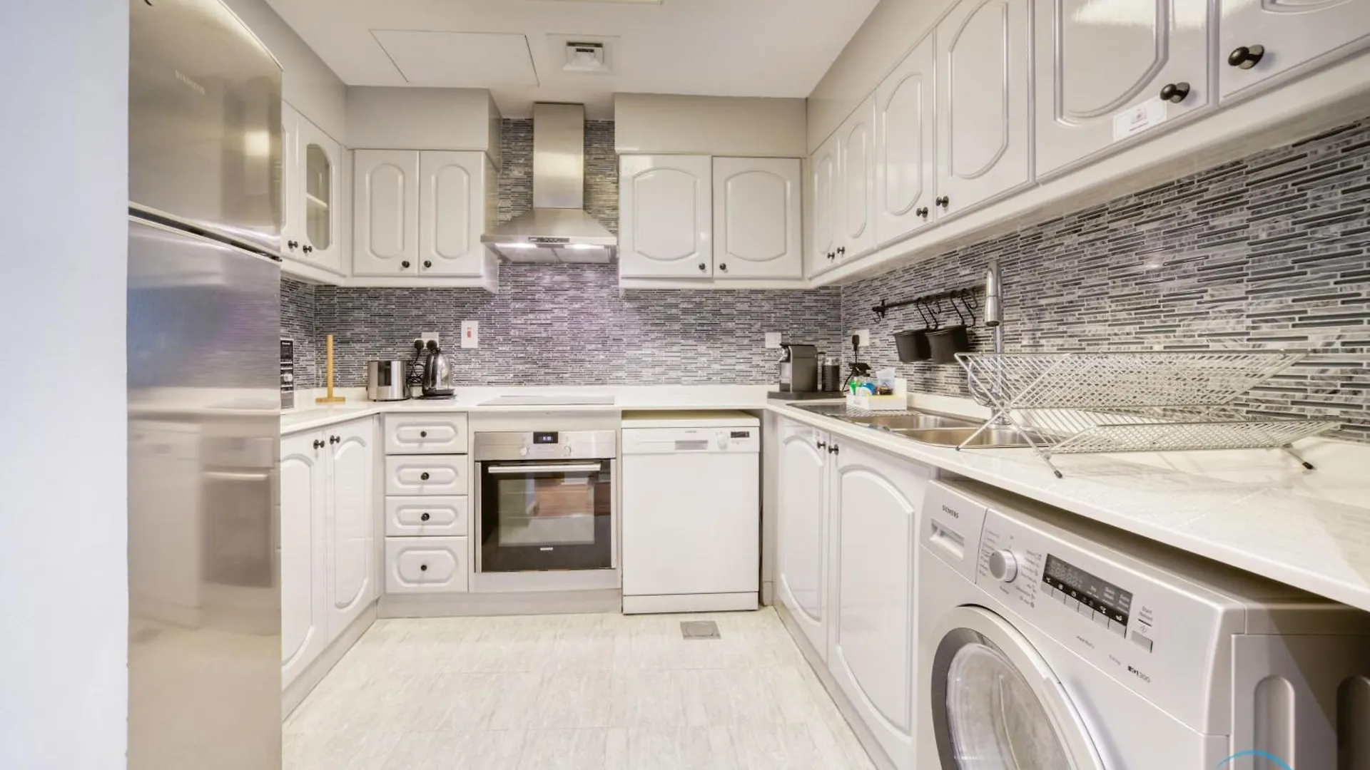 Contemporary 1Br At Marina Terrace Tower Dubai Marina By Deluxe Holiday Homes 0*,